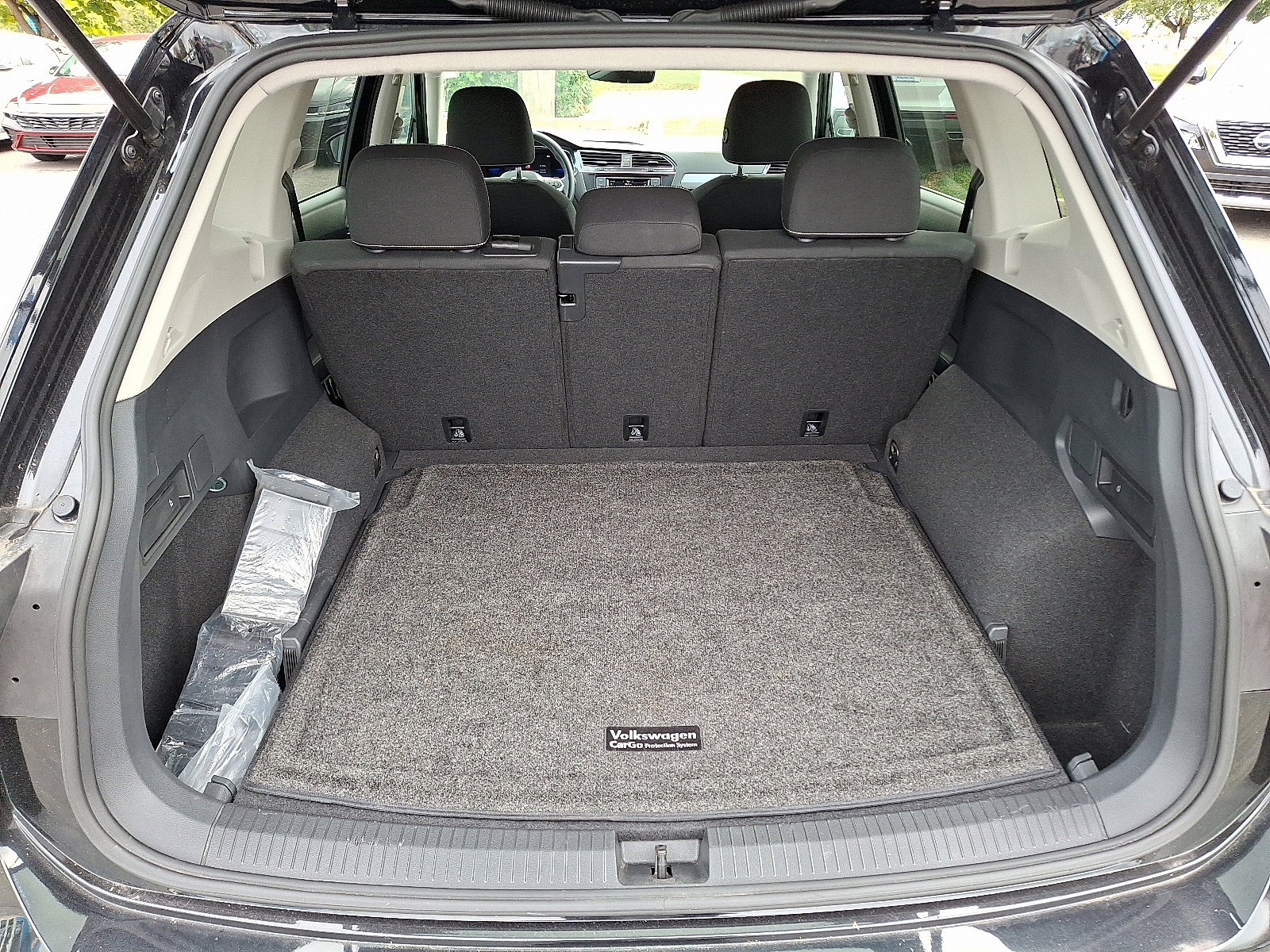 Used 2022 Volkswagen Tiguan S image 28