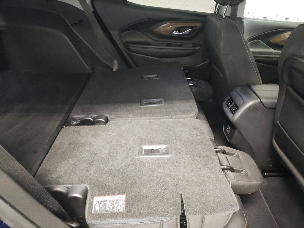 Used 2019 GMC Terrain SLE w/ Driver Convenience Package FWD image 13