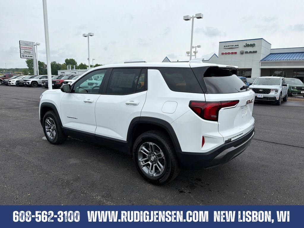 Used 2026 GMC Terrain Elevation AWD/4WD image 3