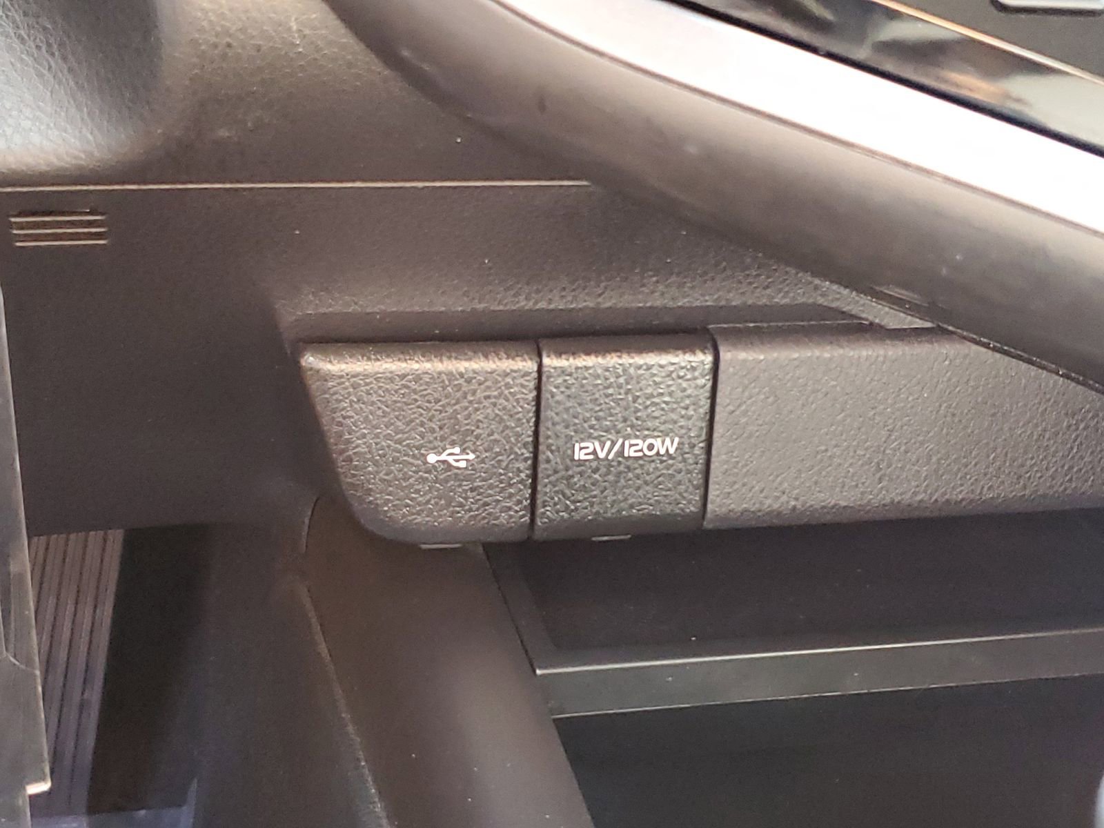 Certified 2024 Toyota Camry SE FWD image 28