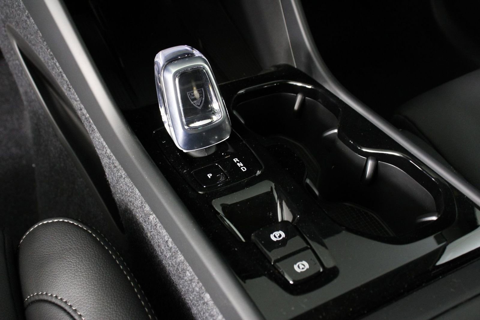 New 2026 Volvo XC40 B4 Plus image 7