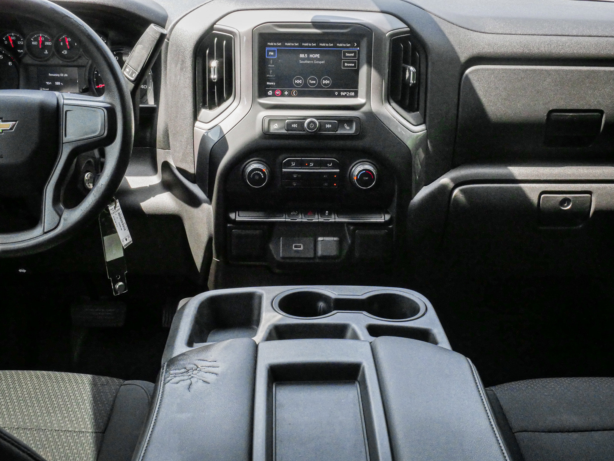 Used 2020 Chevrolet Silverado 1500 Custom w/ Custom Value Package AWD/4WD image 28