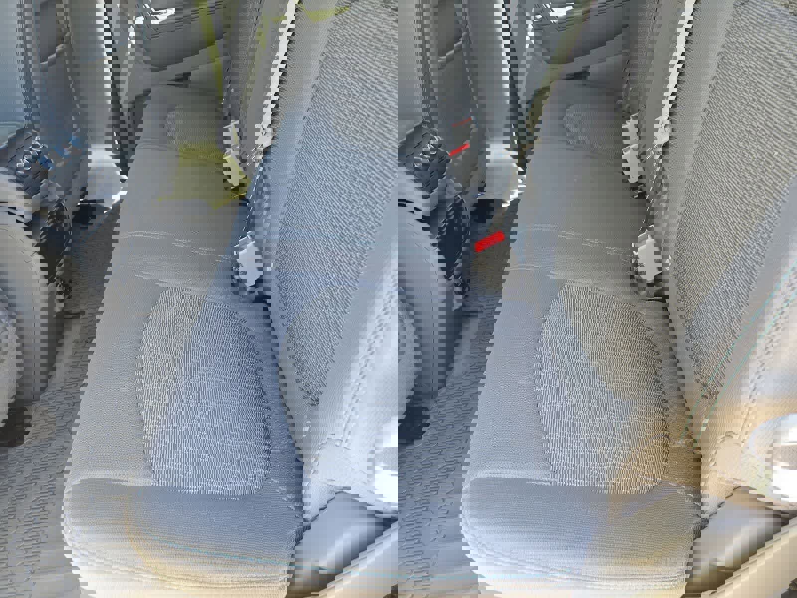 Used 2015 Chevrolet Traverse LS FWD image 17