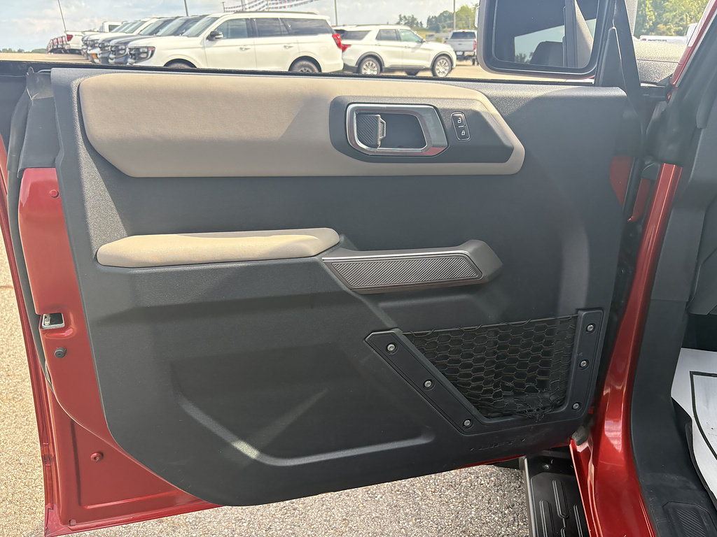 Used 2023 Ford Bronco Wildtrak AWD/4WD image 27