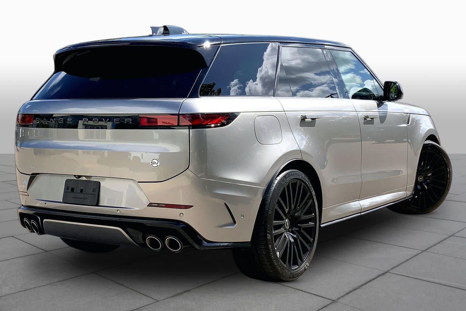 Certified 2024 Land Rover Range Rover Sport AWD/4WD image 12