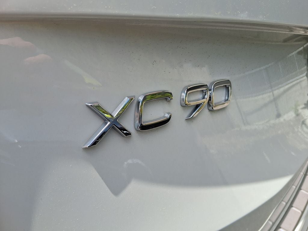 New 2026 Volvo XC90 T8 Plus w/ Protection Package Premier AWD/4WD image 7