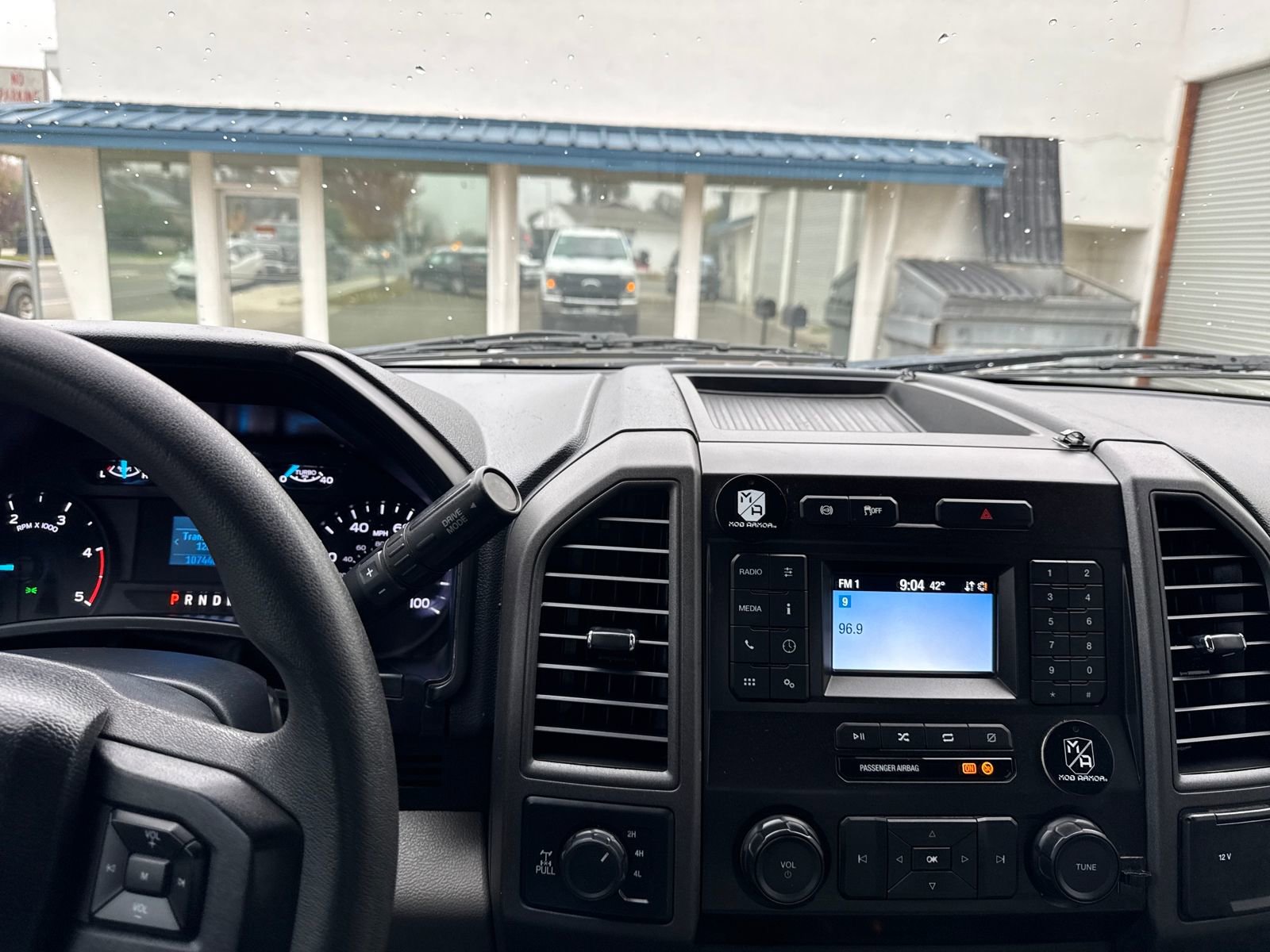 Used 2022 Ford F350 XL w/ Power Equipment Group image 17