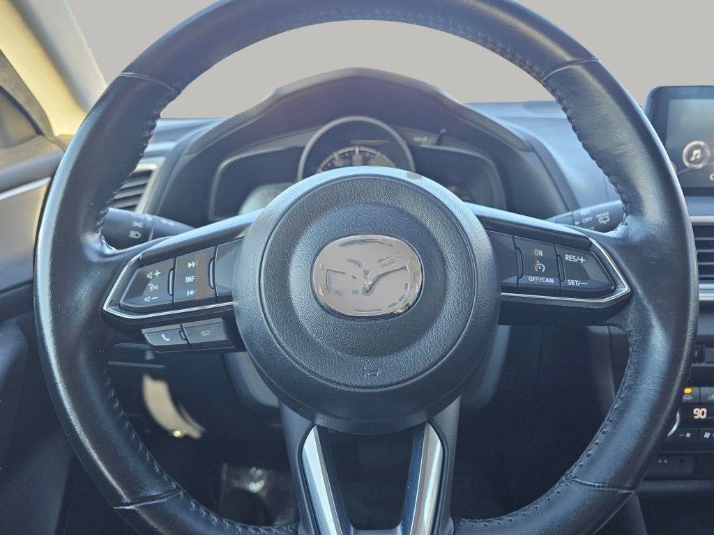 Used 2018 MAZDA MAZDA3 Touring image 5