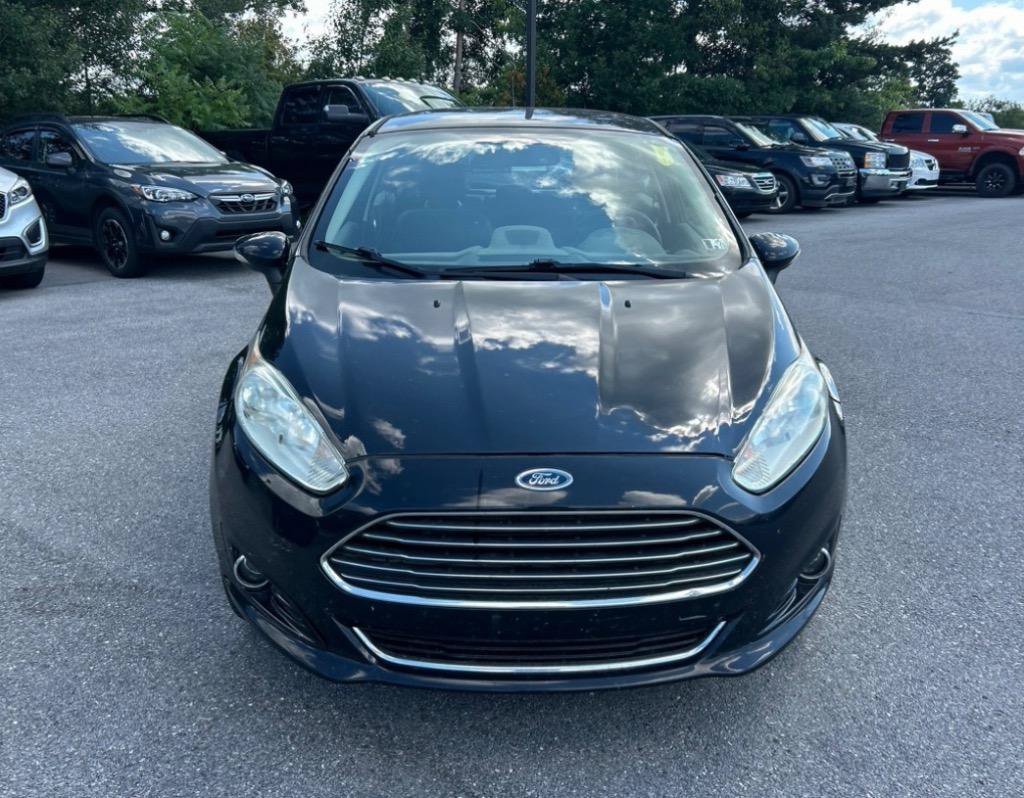 Used 2016 Ford Fiesta Titanium FWD image 2