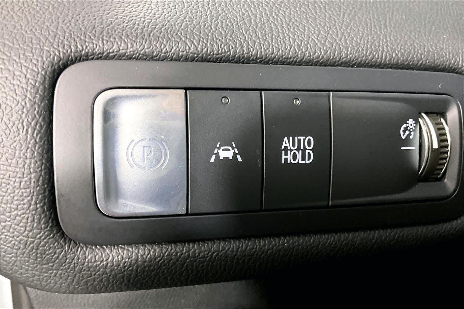 Certified 2024 Chevrolet Blazer EV LT AWD/4WD image 30