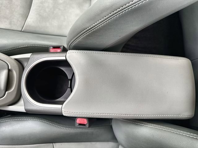 Used 2014 Toyota Prius Two image 28