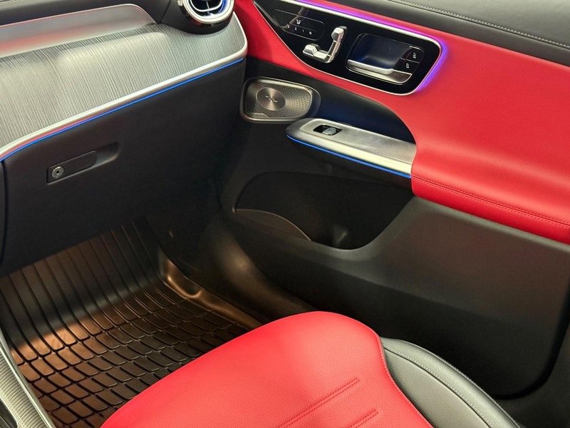 Certified 2024 Mercedes-Benz GLC 43 AMG 4MATIC image 8