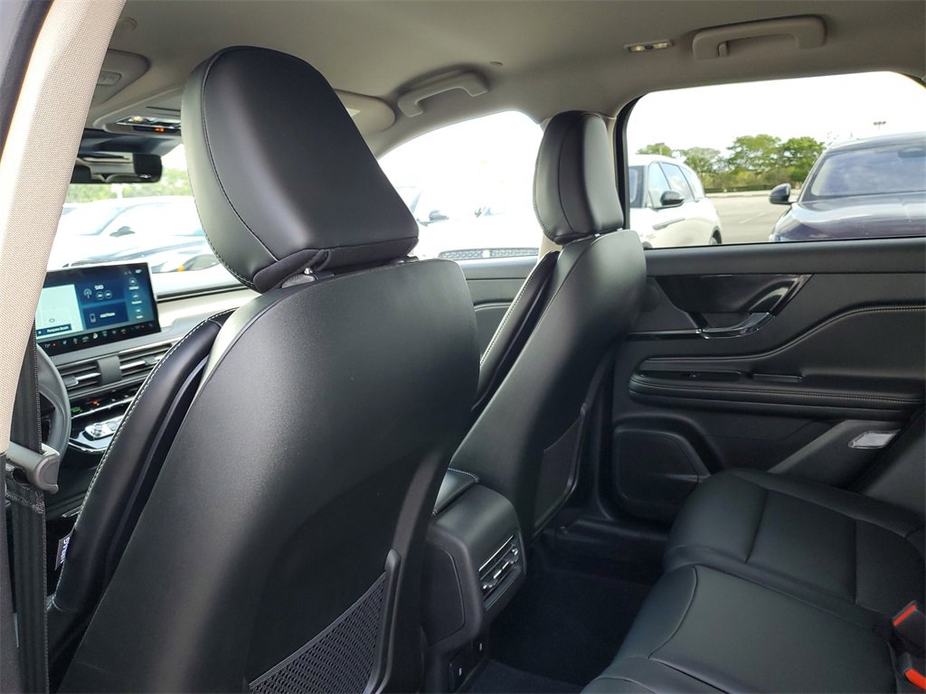 New 2026 Lincoln Corsair Premiere image 10