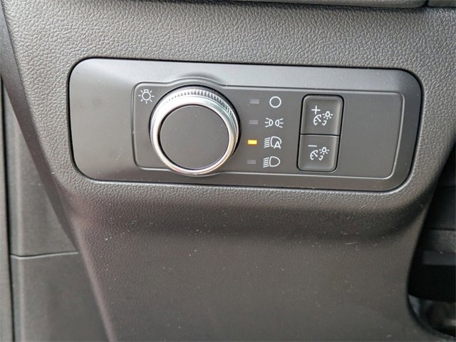 Used 2021 Ford Escape SE w/ SE Sport Appearance Package image 15