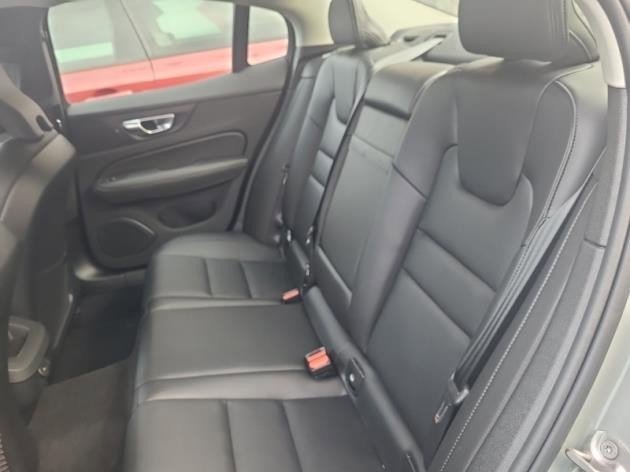 Used 2023 Volvo XC90 B6 Plus w/ Protection Package image 6