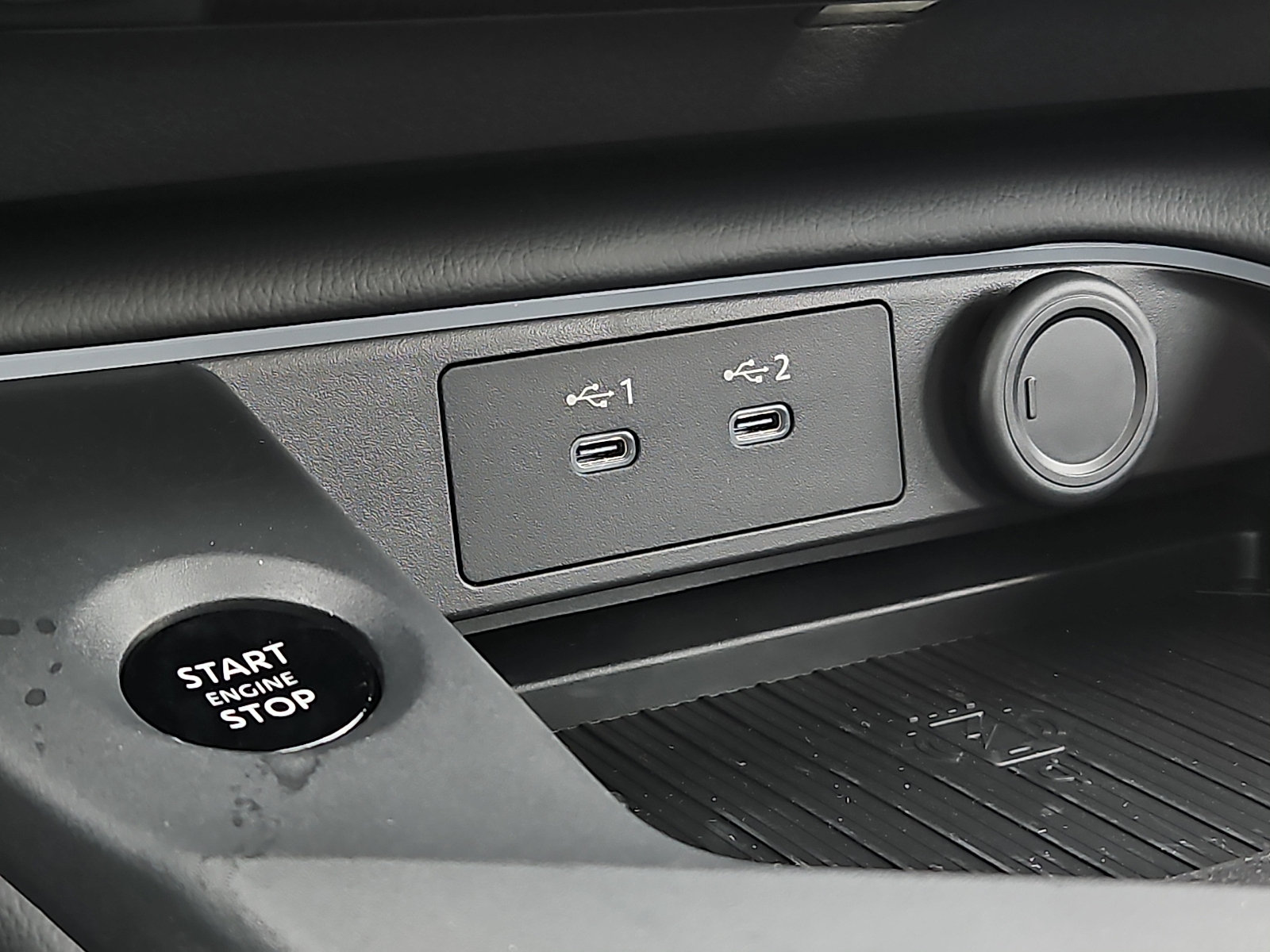 New 2026 Nissan Sentra SV w/ SV Convenience Package FWD image 18