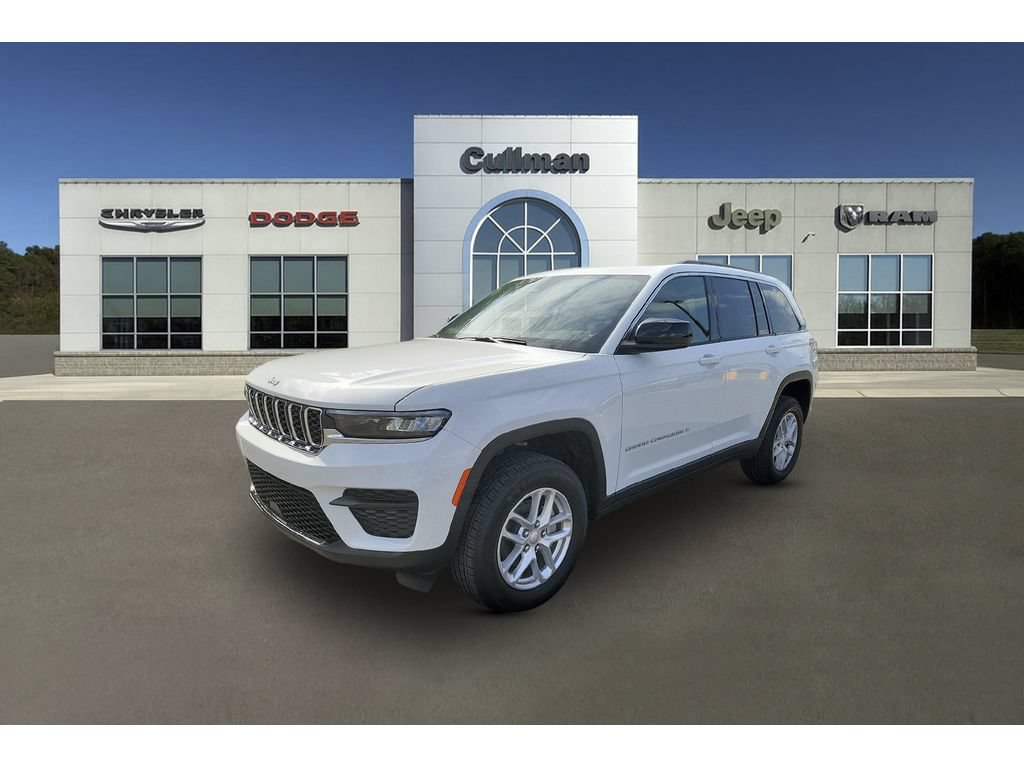 Used 2025 Jeep Grand Cherokee Laredo X AWD/4WD image 7
