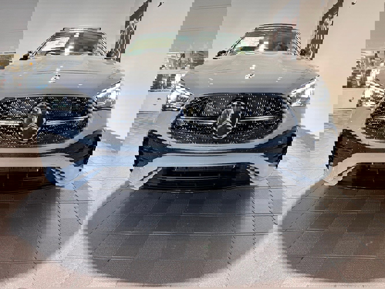 Used 2026 Mercedes-Benz CLE 300 4MATIC Coupe image 2