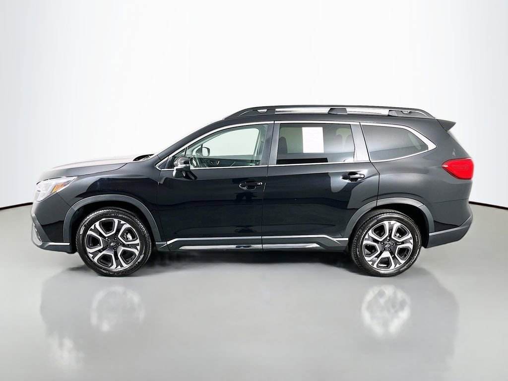 Used 2023 Subaru Ascent Limited AWD/4WD image 5
