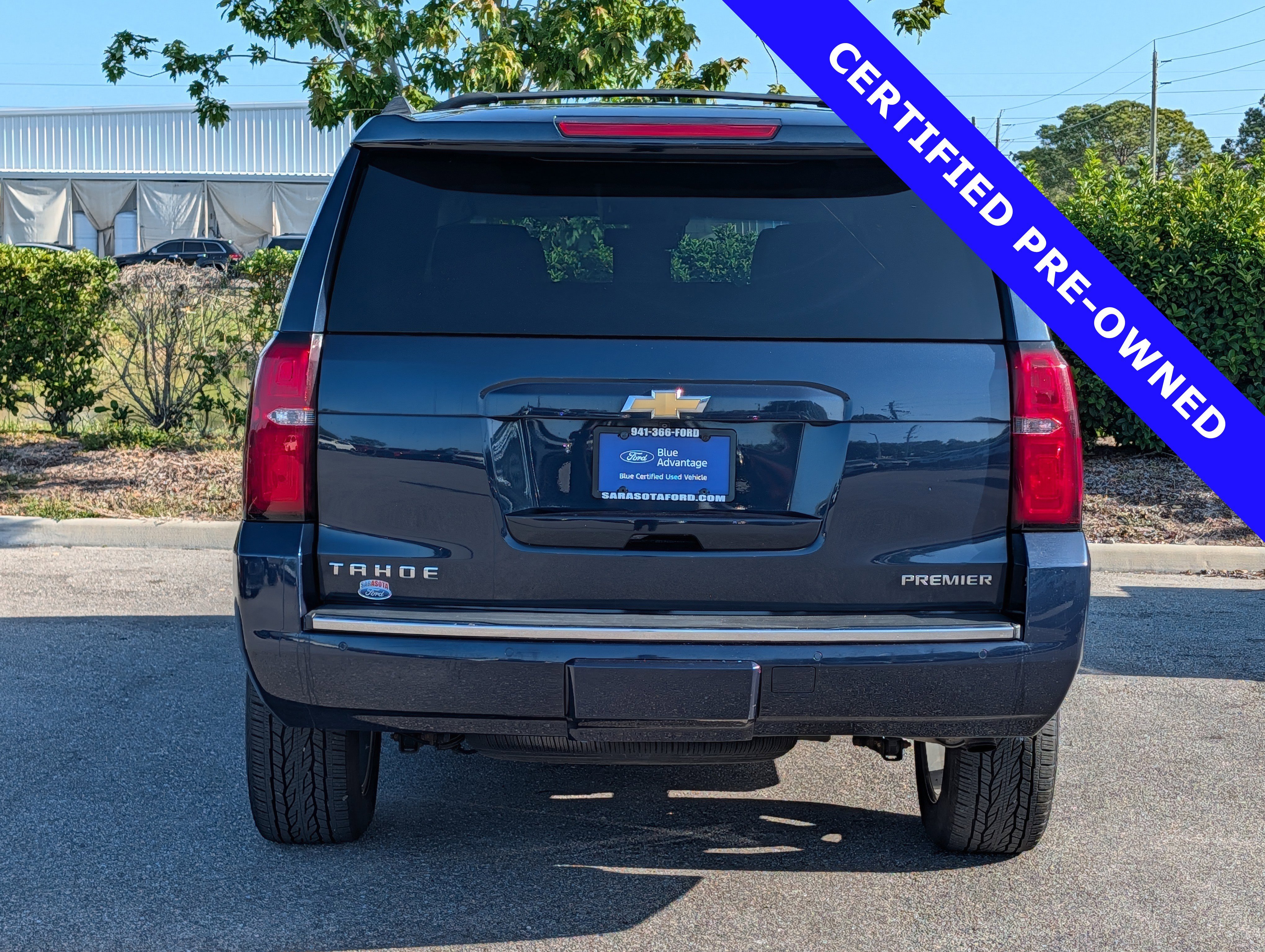 Used 2020 Chevrolet Tahoe Premier w/ Max Trailering Package AWD/4WD image 5