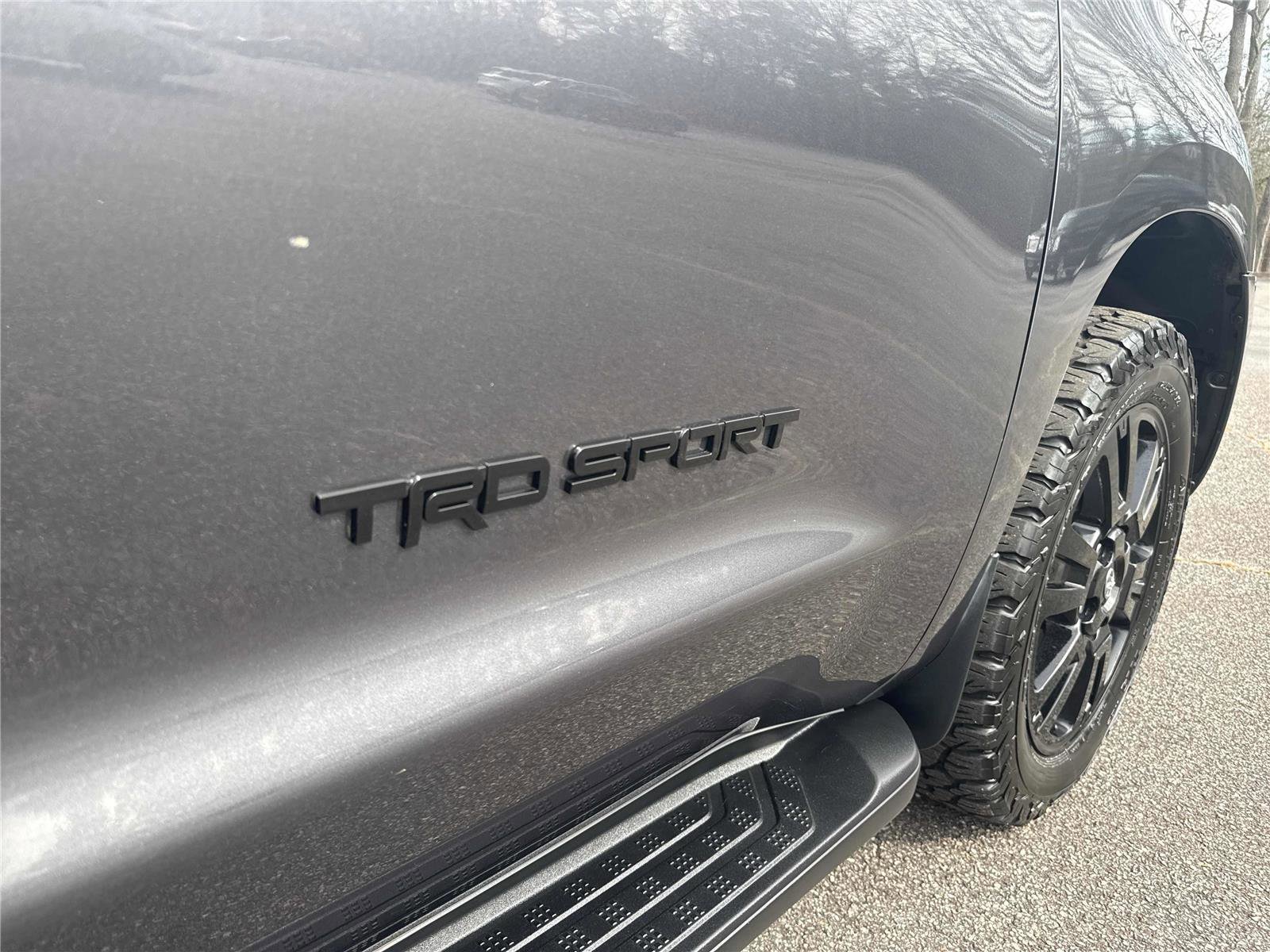 Used 2018 Toyota Sequoia TRD Sport image 31