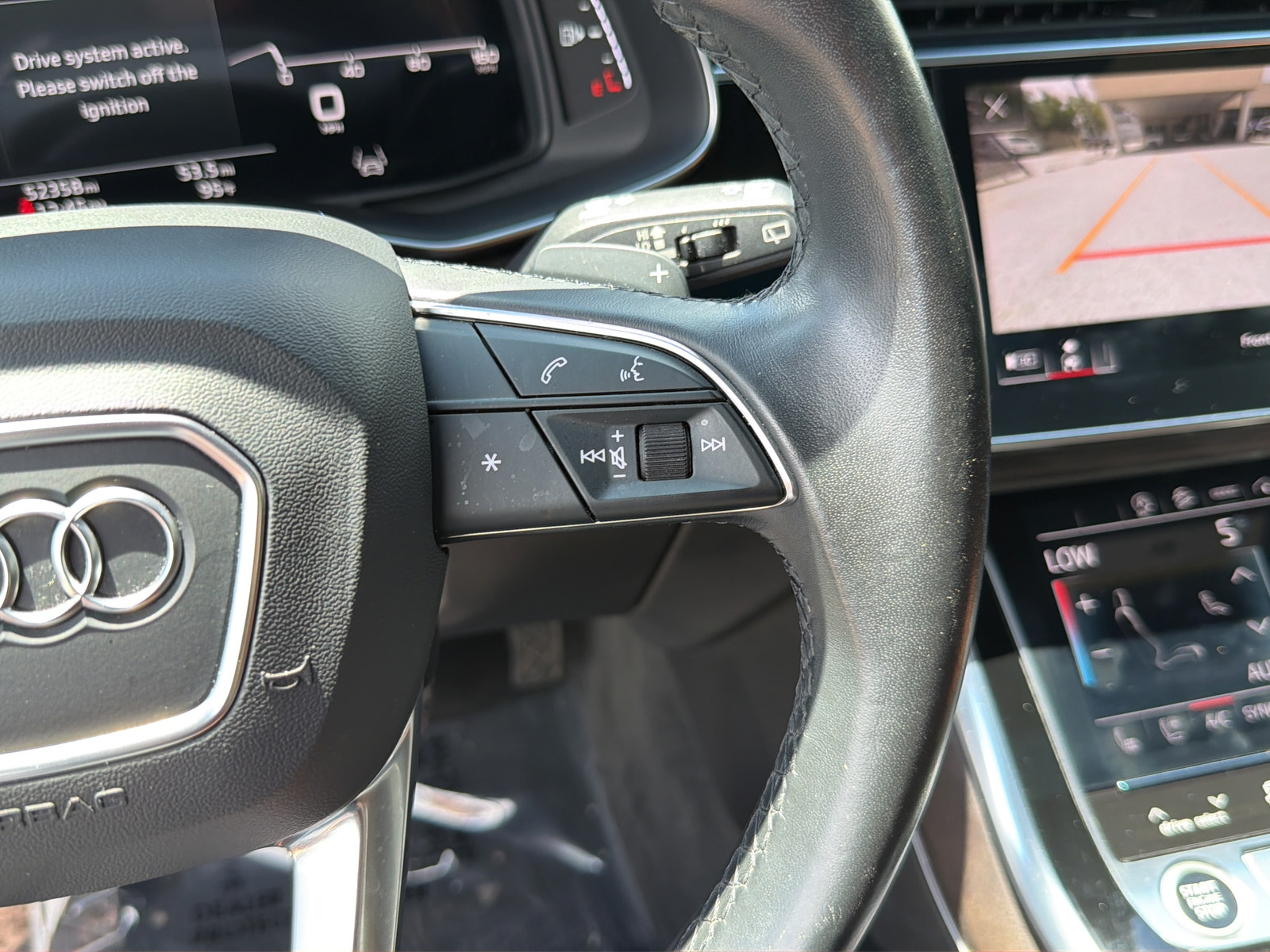 Used 2021 Audi Q8 Prestige w/ Prestige Package AWD/4WD image 19