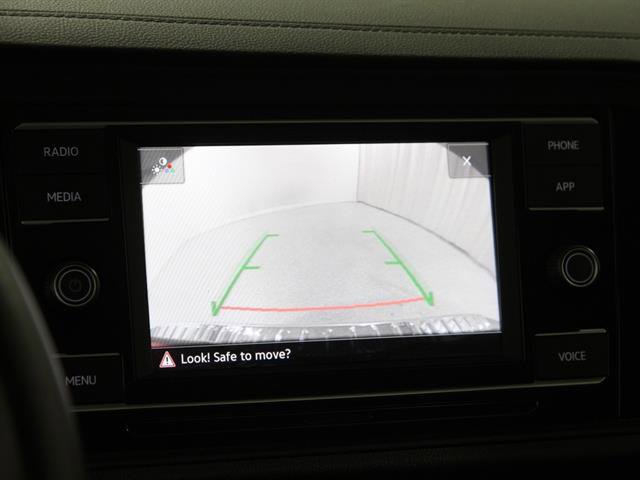 Used 2023 Volkswagen Jetta SE image 12