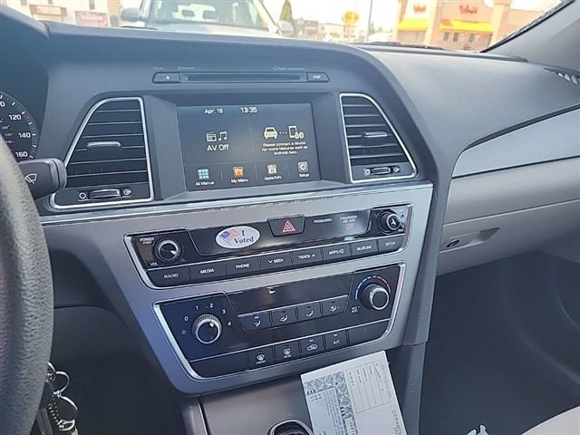 Used 2016 Hyundai Sonata SE image 7