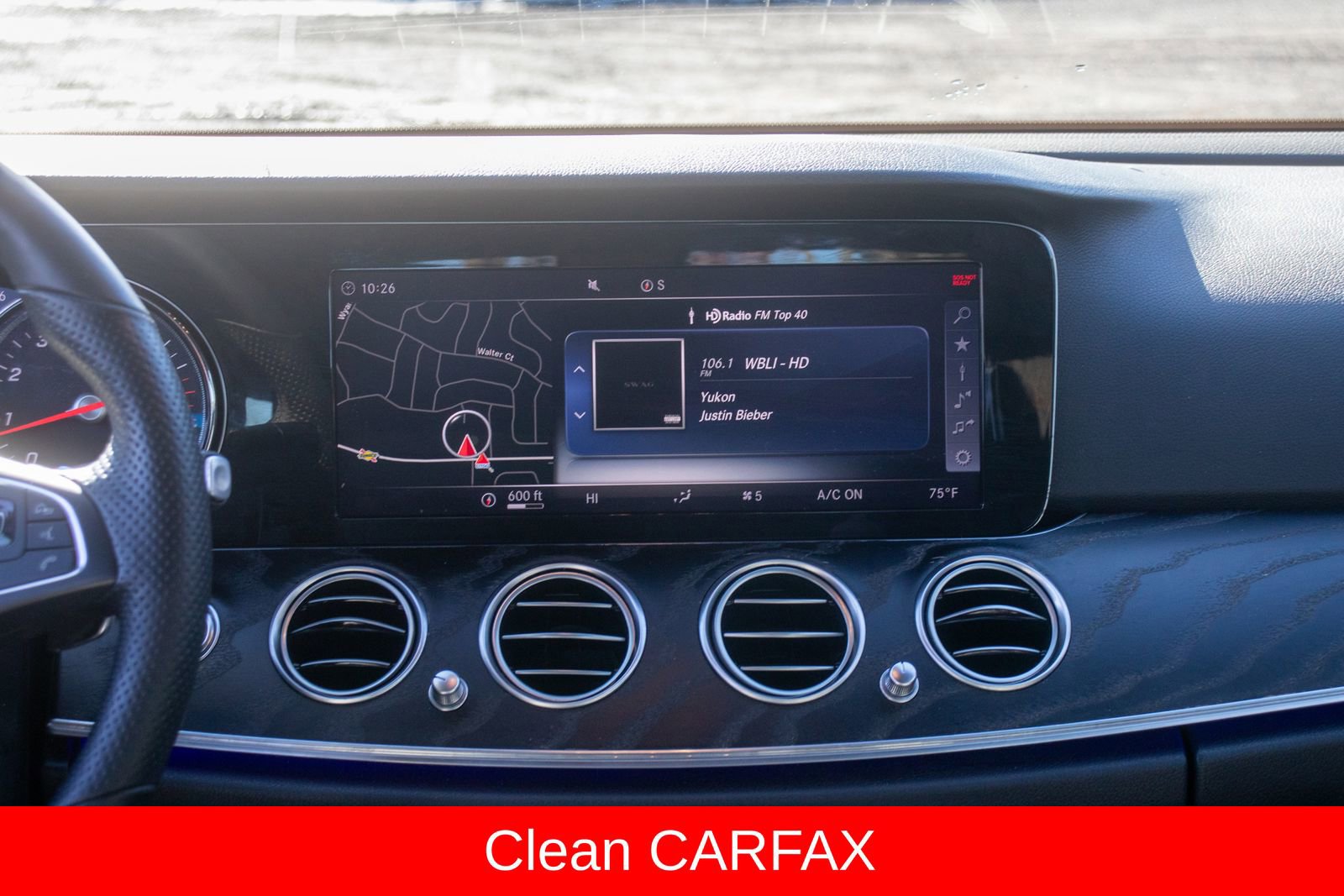 Used 2018 Mercedes-Benz E 300 4MATIC image 11