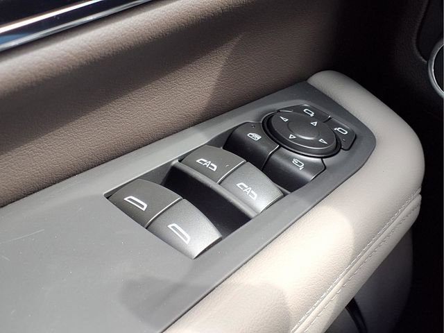 New 2026 GMC Yukon XL Elevation image 16