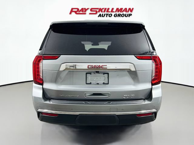 Used 2023 GMC Yukon XL SLT w/ SLT Premium Package AWD/4WD image 6