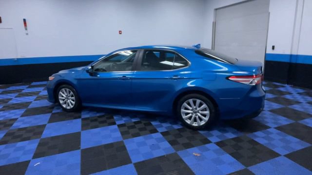 Used 2020 Toyota Camry LE FWD image 6