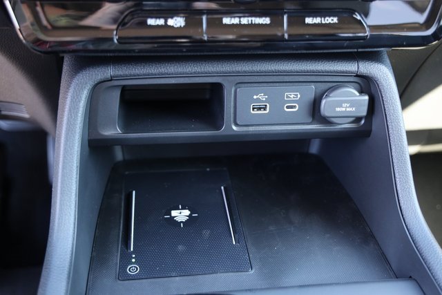 New 2025 Honda Pilot Touring image 23