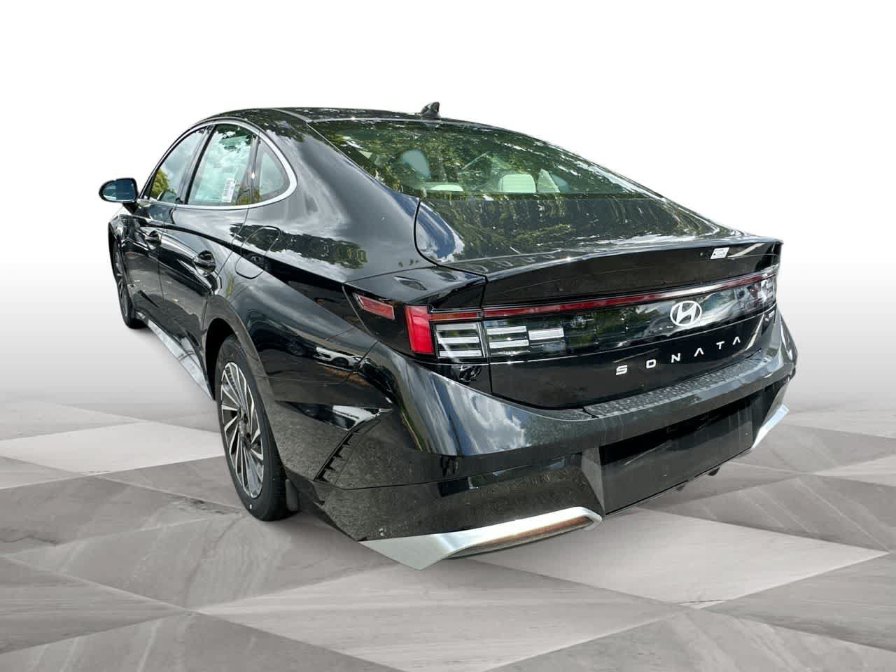 New 2025 Hyundai Sonata SEL FWD image 6