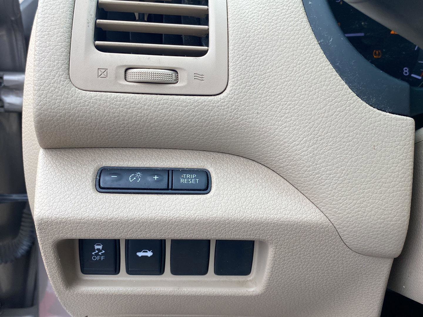 Used 2014 Nissan Altima 2.5 S FWD image 15