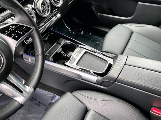 Used 2024 Mercedes-Benz GLB 250 4MATIC image 15