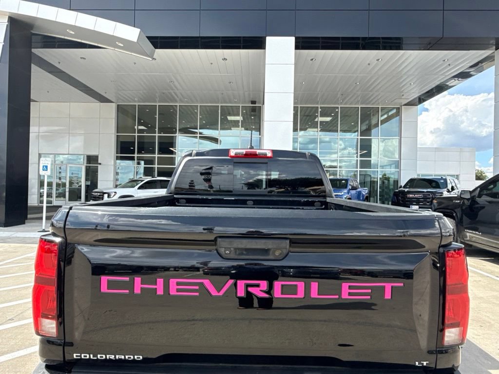 Used 2023 Chevrolet Colorado LT w/ LT Convenience Package III RWD image 5