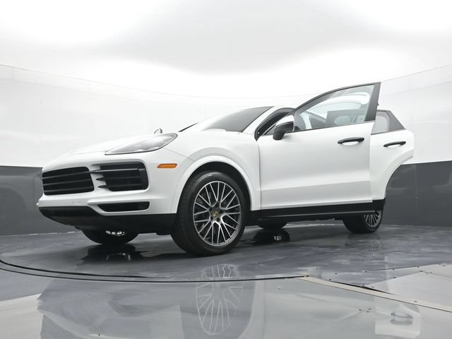 Certified 2021 Porsche Cayenne Coupe AWD/4WD image 31