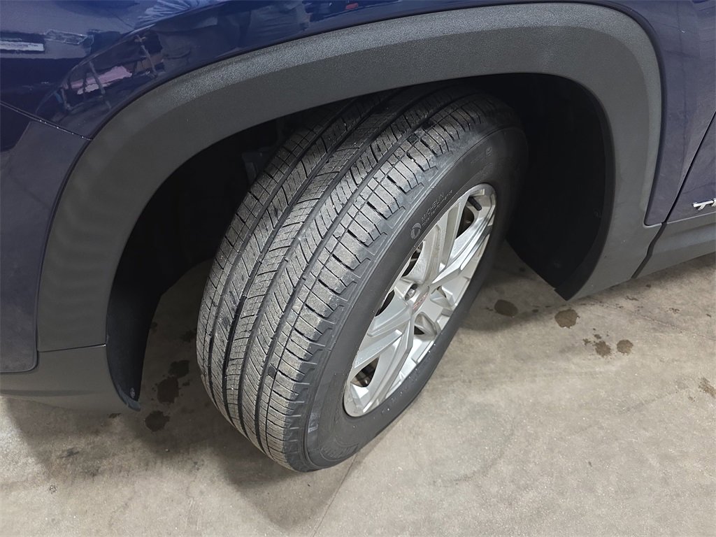 Certified 2023 GMC Terrain SLE w/ Driver Convenience Package image 33