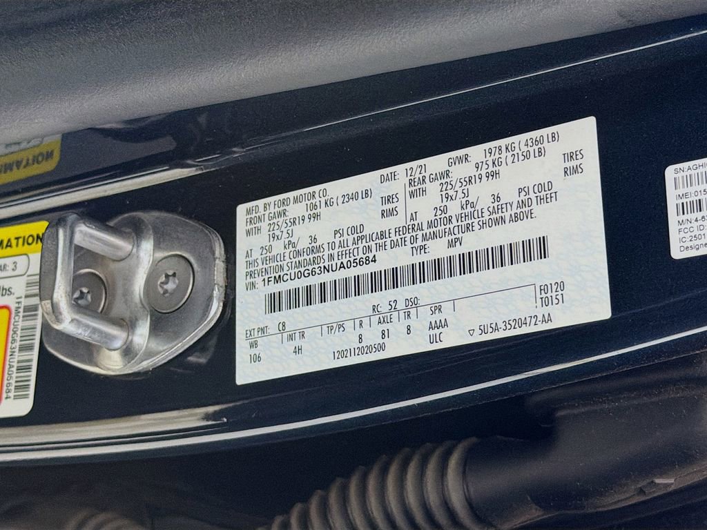 Used 2022 Ford Escape SE w/ SE Sport Appearance Package FWD image 31