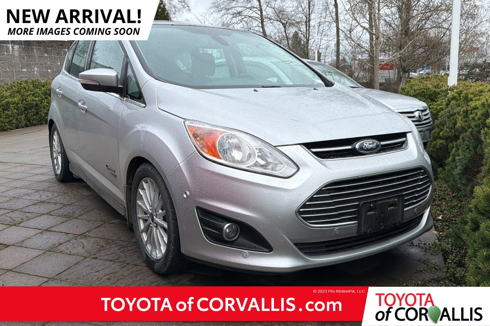 Used 2014 Ford C-MAX Energi SEL w/ Equipment Group 303A image 1