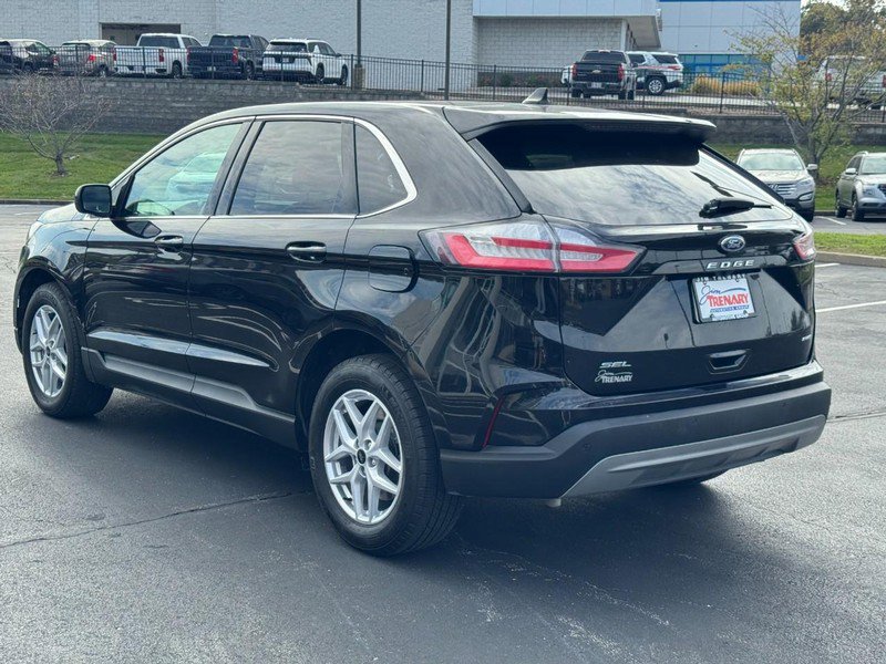 Used 2024 Ford Edge SEL image 6