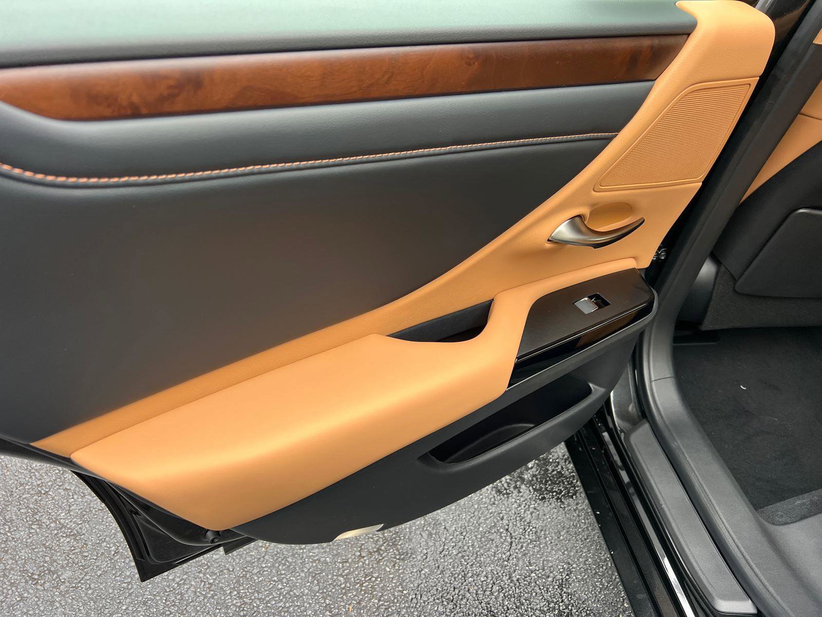 New 2025 Lexus ES 350 w/ Premium Package image 16