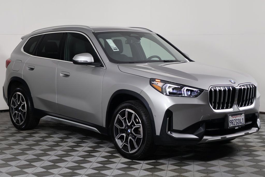 Used 2025 BMW X1 xDrive28i w/ Convenience Package image 3