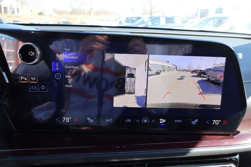 New 2026 Chevrolet Traverse Z71 w/ Enhanced Driving Package image 23