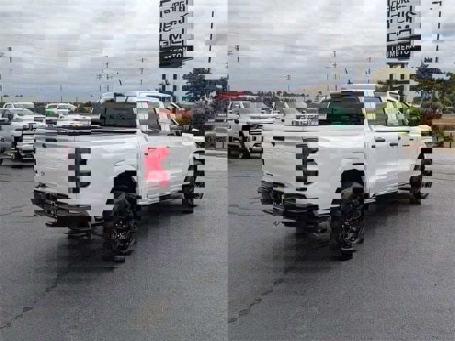 New 2026 Chevrolet Colorado W/T w/ WT Custom Package image 3