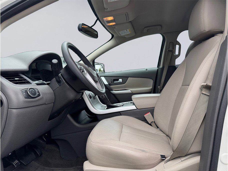 Used 2013 Ford Edge SE FWD image 9