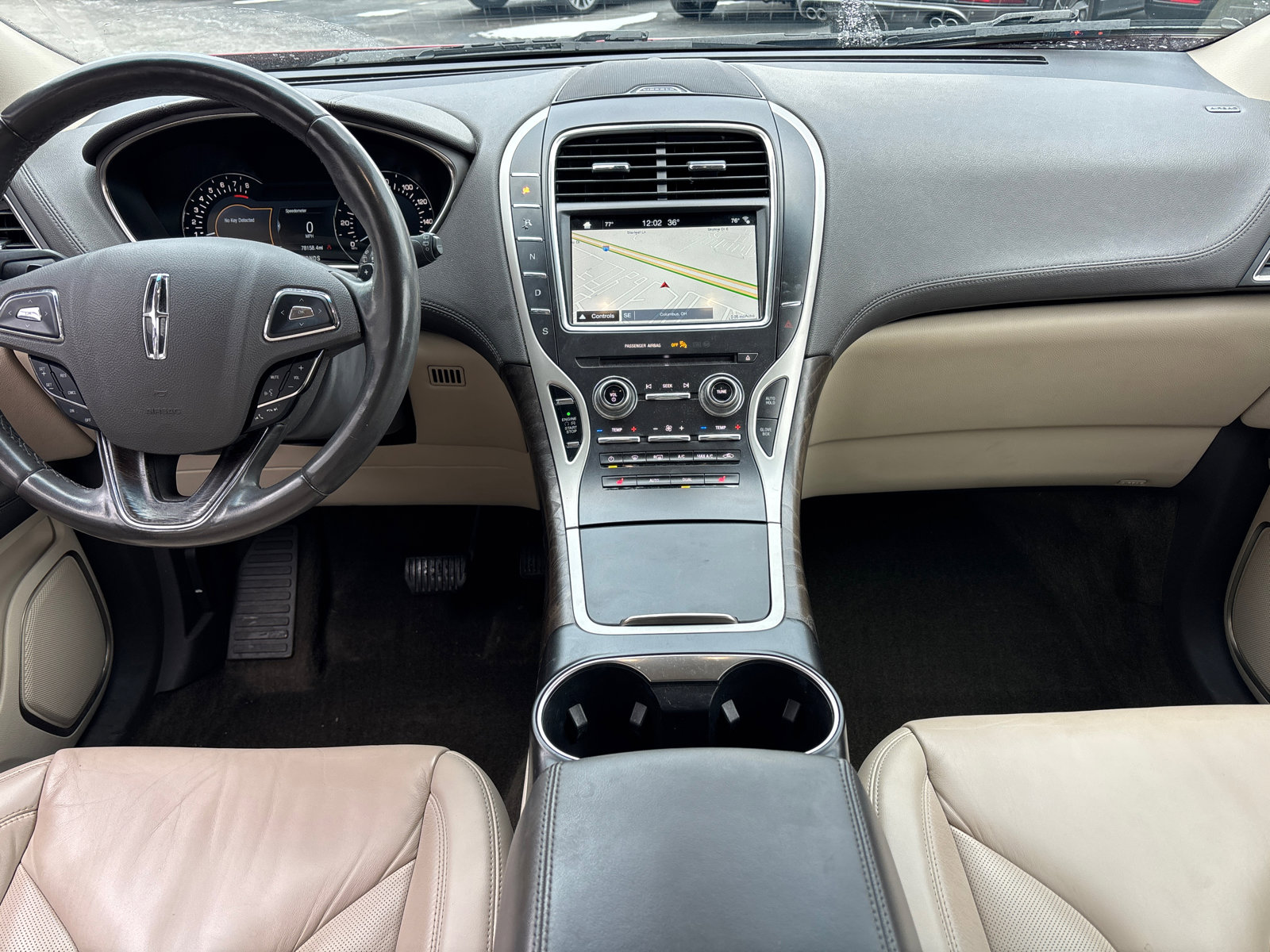 Used 2018 Lincoln MKX Select w/ Select Plus Package image 27