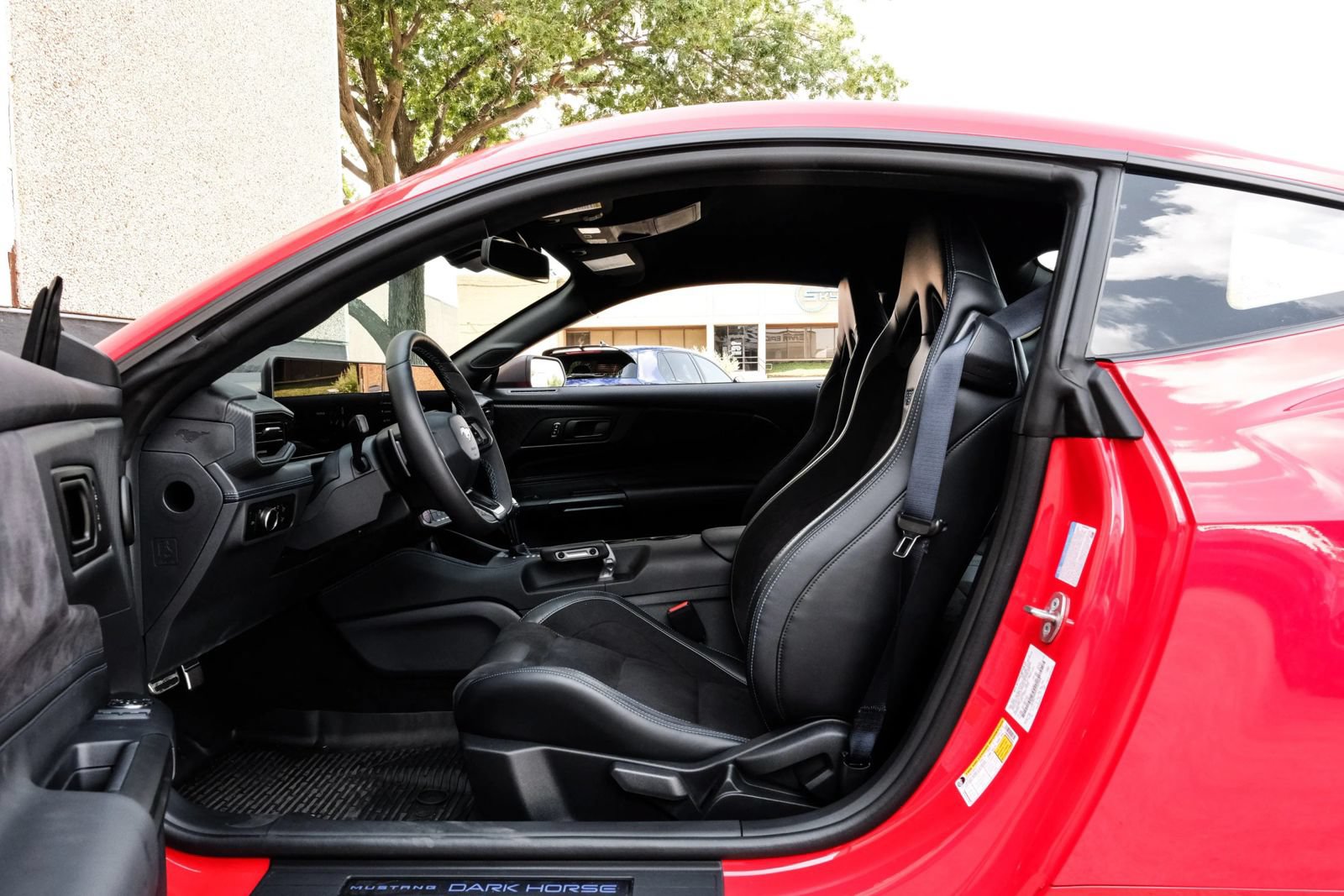 Used 2025 Ford Mustang Dark Horse RWD image 3