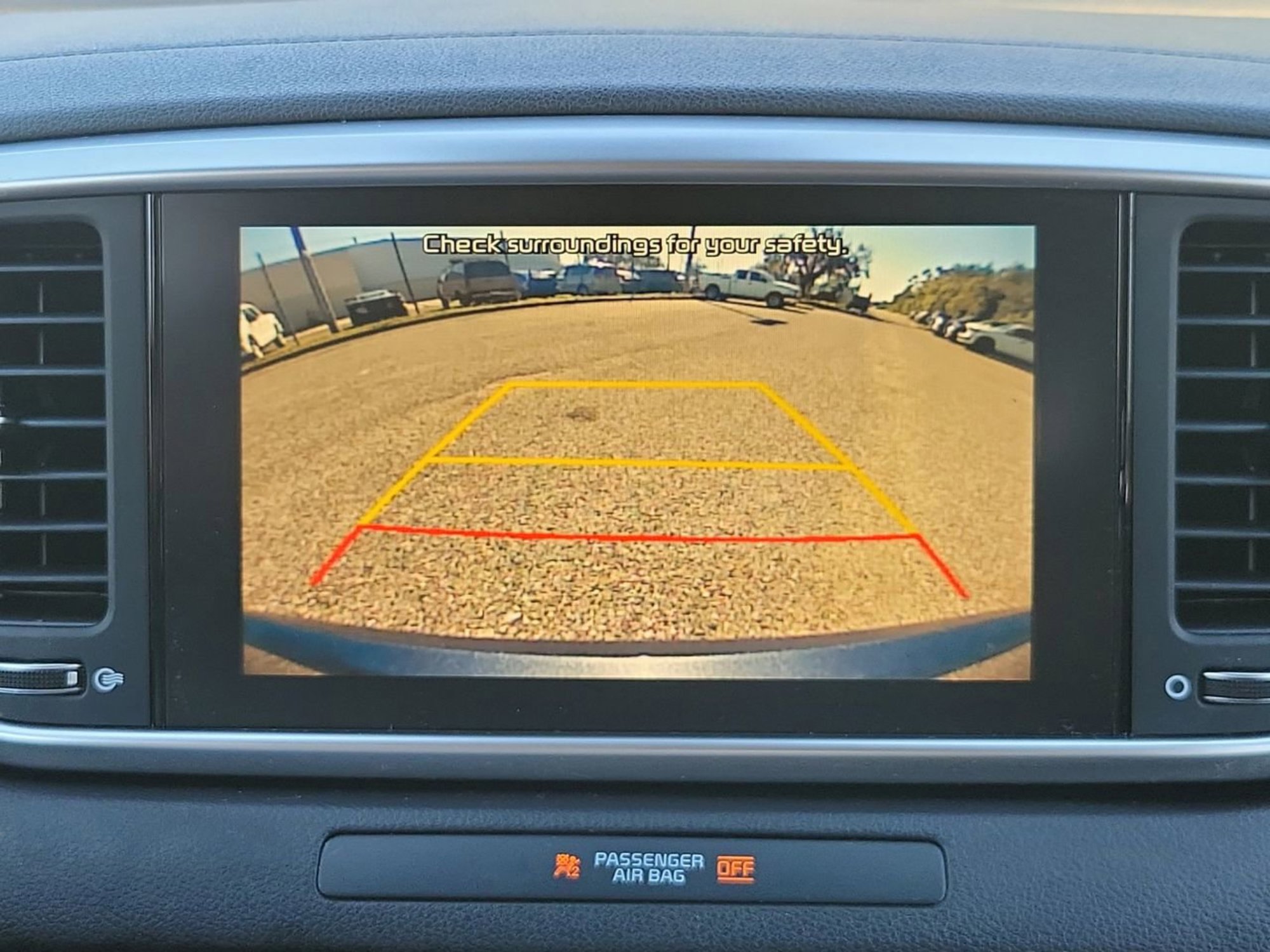 Used 2022 Kia Sportage LX image 12